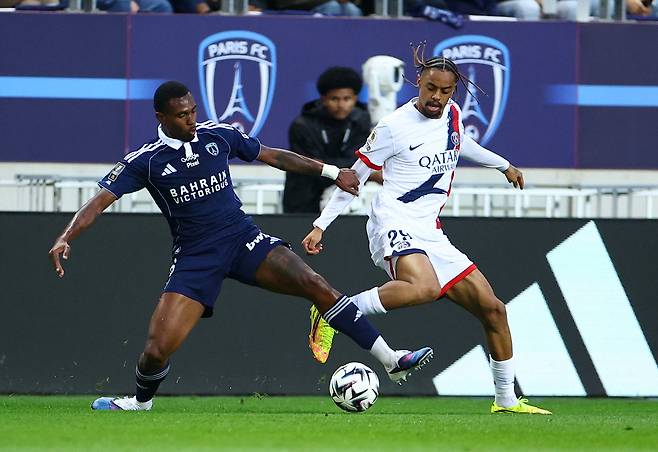 PSG 브래들리 바르콜라(오른쪽). <저작권자(c) 연합뉴스, 무단 전재-재배포, AI 학습 및 활용 금지>