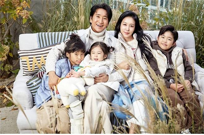서울베이비앰배서더 4기로 선정된 배우 신현준 씨 가족 [서울시 제공. 재판매 및 DB 금지]