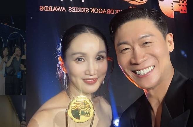 배우 박보경의 수상 순간을 함께한 배우 진선규가 소감을 전해 눈길을 끈다. [사진출처 = 인스타그램]