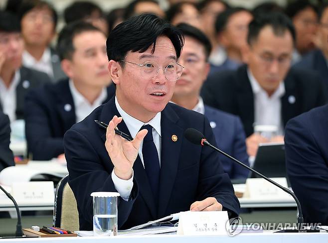 김영훈 고용노동부 장관 [연합뉴스 자료사진]