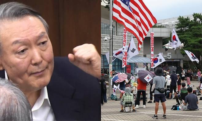 윤석열 전 대통령이 지난 1월13일 서울중앙지법 형사대법정에서 열린 내란 우두머리 혐의 결심 공판에서 최후진술을 하고 있다. 오른쪽은 7월27일 서울 송파구 올림픽공원 핸드볼경기장에서 ‘개표소 봉쇄 시위’ 참가자들이 구호를 외치고 있다. 서울중앙지법 제공, 연합뉴스