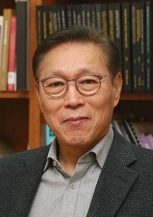 청와대는 이재명 대통령이 규제합리화위원회 부위원장에 김태유 서울대 공대 교수를 위촉했다고 7일 밝혔다. 2026.8.7 [청와대 제공]·연합뉴스