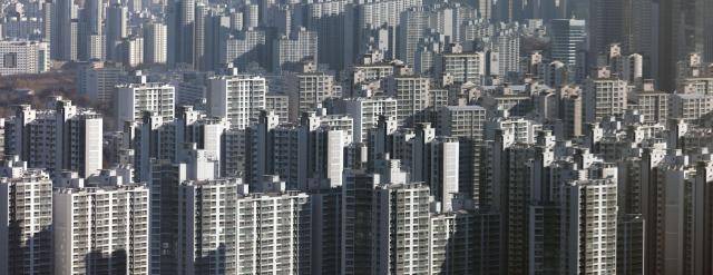 서울 강남구에서 바라본 도심 전경. 2023.11.30[사진=유대길 기자 dbeorlf123@ajunews.com]