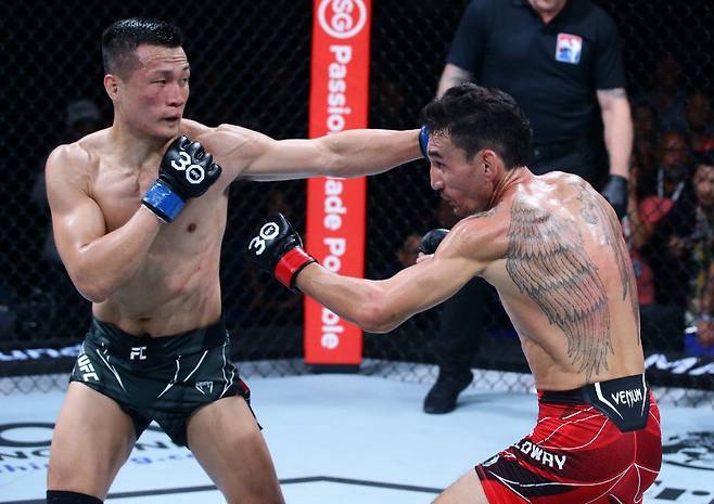 정찬성(왼쪽). 사진=UFC