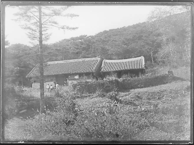강화 정족산 사고의 옛 모습  국립중앙박물관 소장 유리 건판 자료 [국립중앙박물관 제공. 재판매 및 DB 금지]