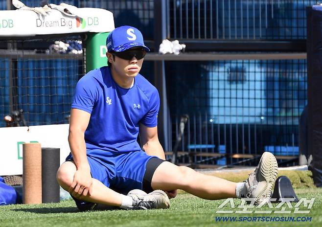 26일 잠실구장에서 열린 두산과 삼성의 경기. 삼성 김지찬이 몸을 풀고 있다. 잠실=박재만 기자 pjm@sportschosun.com/2026.07.26/