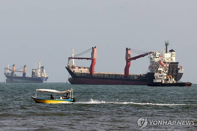 호르무즈 해협의 선박들 [AFP 연합뉴스 자료사진. 재판매 및 DB 금지]