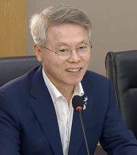 민형배 전남광주통합특별시장이 11일 오전 정부세종청사에서 열린 제35회 국무회의에 참석해 지역현안을 건의하고 있다. 전남광주통합특별시 제공