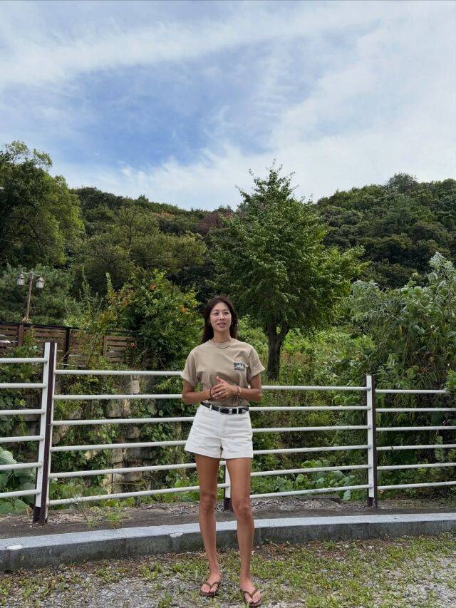 장신영이 여유로운 일상을 공개하며 근황을 전했다. / 장신영 SNS
