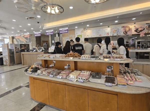 창억떡 본점 모습 [제공=카페24]
