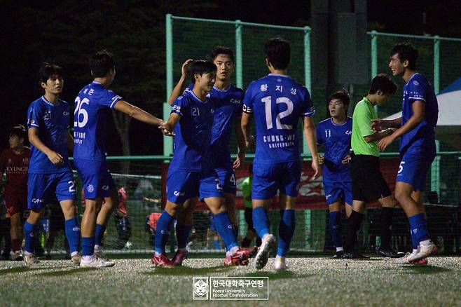 중앙대 선수들이 기뻐하는 모습. 사진=대학축구연맹