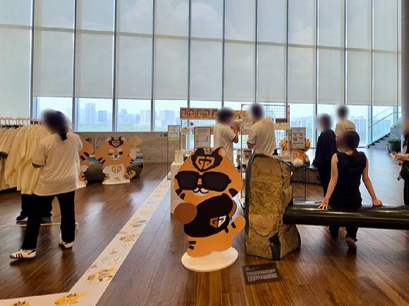 지난 6월 대전신세계 Art&Science에서 열린 e스포츠 기업 젠지(Gen.G) 단독 팝업스토어. [사진=신세계백화점]