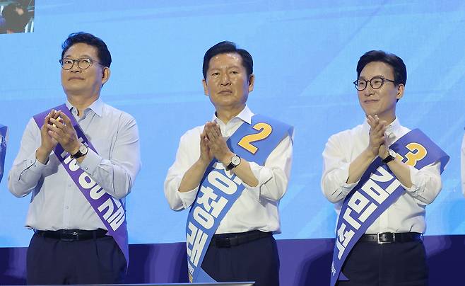 경기 합동연설회 나선 민주당 당 대표 후보 3인. / 연합뉴스