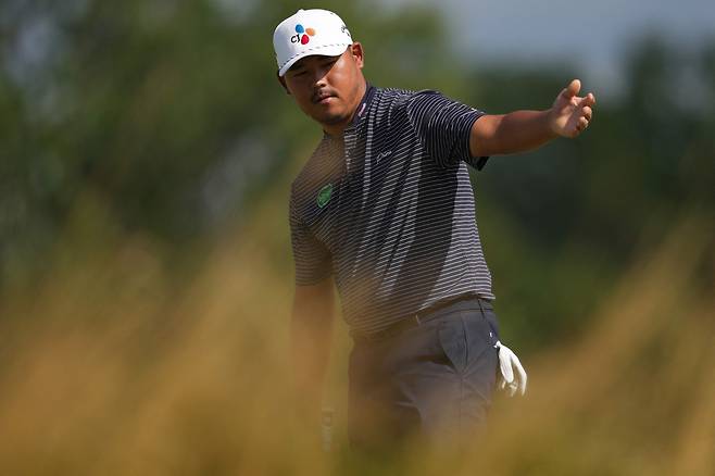 김시우_[게티이미지/AFP=연합뉴스. 재배포 및 DB 금지]DETROIT, MICHIGAN - AUGUST 02: Si Woo Kim of South Korea reacts on the 17th green during the final round of the Rocket Classic 2026 at Detroit Golf Club on August 02, 2026 in Detroit, Michigan. Raj Mehta/Getty Images/AFP (Photo by Raj Mehta / GETTY IMAGES NORTH AMERICA / Getty Images via AFP)