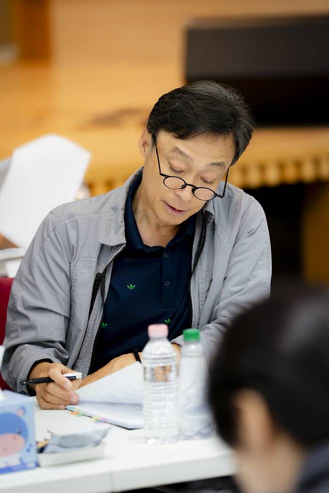 ‘뱀피르’ 대본 리딩에 참석한 배우 이성민 [NEW]