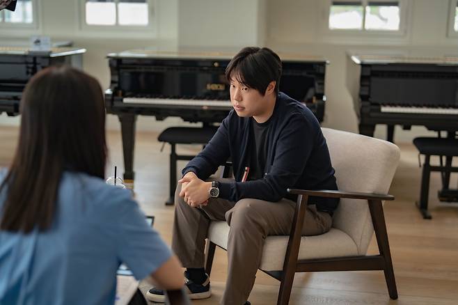 연합뉴스와 인터뷰 중인 피아니스트 박재홍 [마스트미디어 제공. 재판매 및 DB 금지]