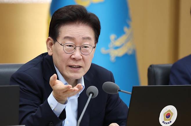 8월 11일 이재명 대통령이 정부세종청사에서 열린 국무회의에서 발언하고 있다. 뉴시스