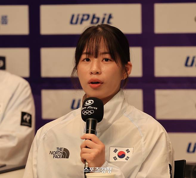복싱 국가대표 임애지가  20일 충북 진천 국가대표선수촌에서 열린 2026 아이치·나고야 아시안게임 D-30 미디어데이에서 각오를 밝히고 있다.  강윤중 선임기자
