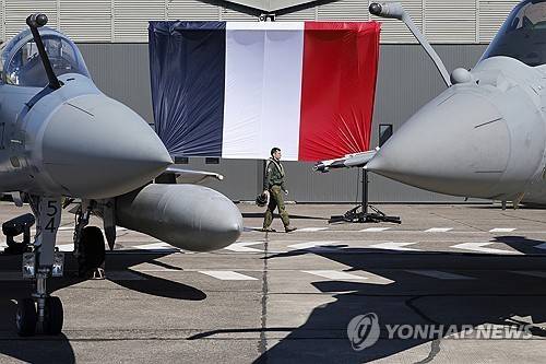 프랑스 라팔 전투기 [AP=연합뉴스 자료사진. 재판매 및 DB 금지]