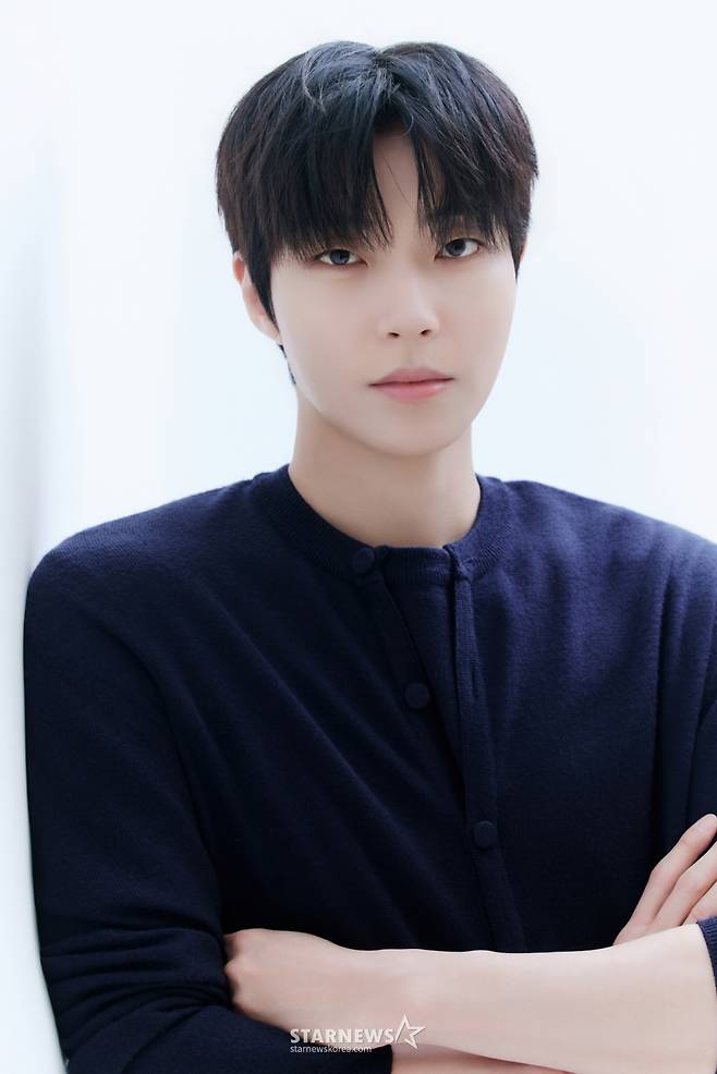 ENA 드라마 '그대에게 드림'의 배우 황인엽이 19일 진행된 라운드 인터뷰를 위해 포즈를 취하고 있다. /사진제공=케이엔스튜디오 /2026.08.19 /사진=김휘선 hwijpg@