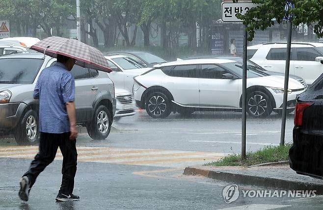 소나기 [연합뉴스 자료사진]