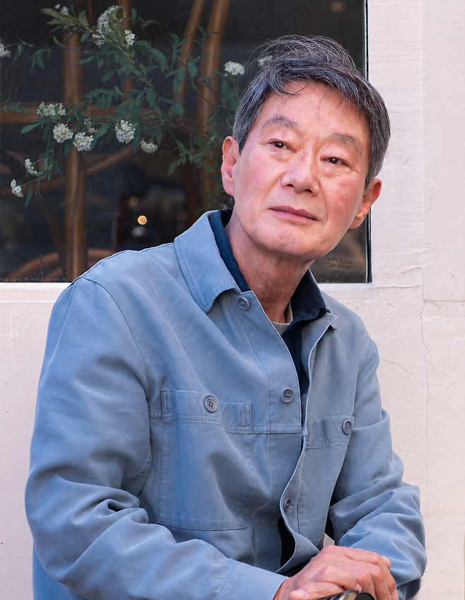 황학주 시인
