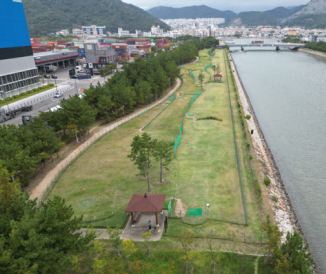 창원시 진해구 용원체육공원 파크골프장 전경. /부산진해경제자유구역청