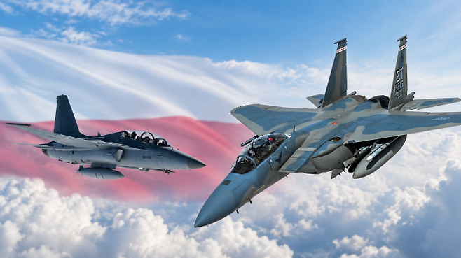한국항공우주산업(KAI)의 FA-50 경전투기(왼쪽)와 미 공군의 F-15EX 이글 II 전투기. 폴란드는 FA-50 48대를 도입한 가운데 미국의 F-15 관련 대형 계약 대상국 명단에도 이름을 올렸다. 한국항공우주산업·위키미디어 커먼즈 자료사진 합성. AI 생성 이미지