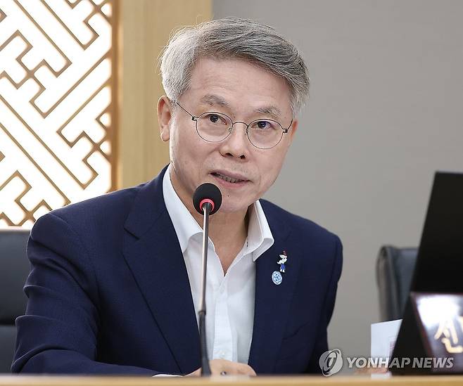 발언하는 민형배 시장 (세종=연합뉴스) 김도훈 기자 = 국무회의에서 발언하는 민형배 전남광주통합특별시장. [연합뉴스 자료사진] 2026.8.11 superdoo82@yna.co.kr
