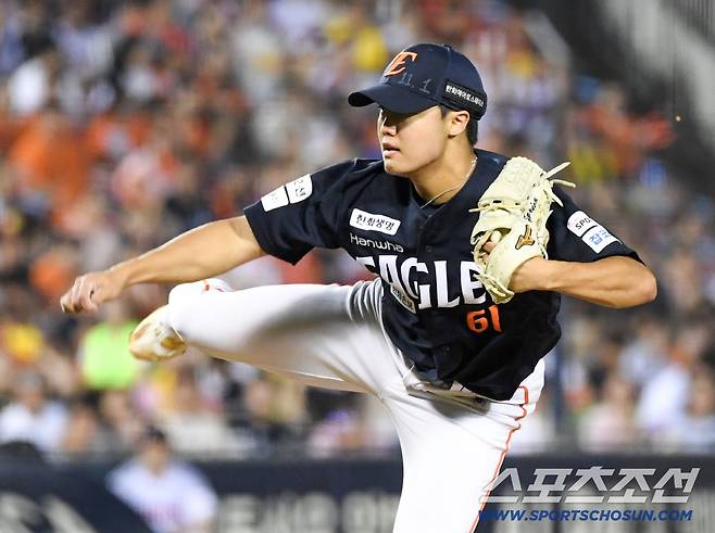 4일 잠실구장에서 열린 LG와 한화의 경기. 한화 정우주가 역투하고 있다. 잠실=박재만 기자 pjm@sportschosun.com/2026.07.04/