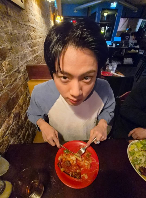 BTS Jin./Instagram do Jin