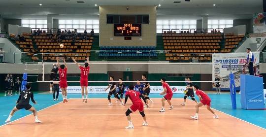 31일 진주동명고-성지고 12강전 [한국중고배구연맹 제공]
