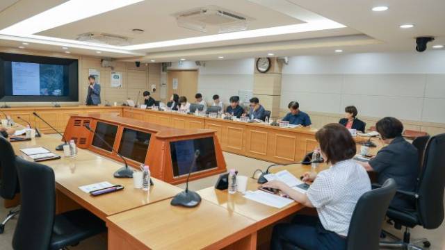▲과천시 지식정보타운 도서관 건립 설계용역 중간보고회 현장 ⓒ과천시