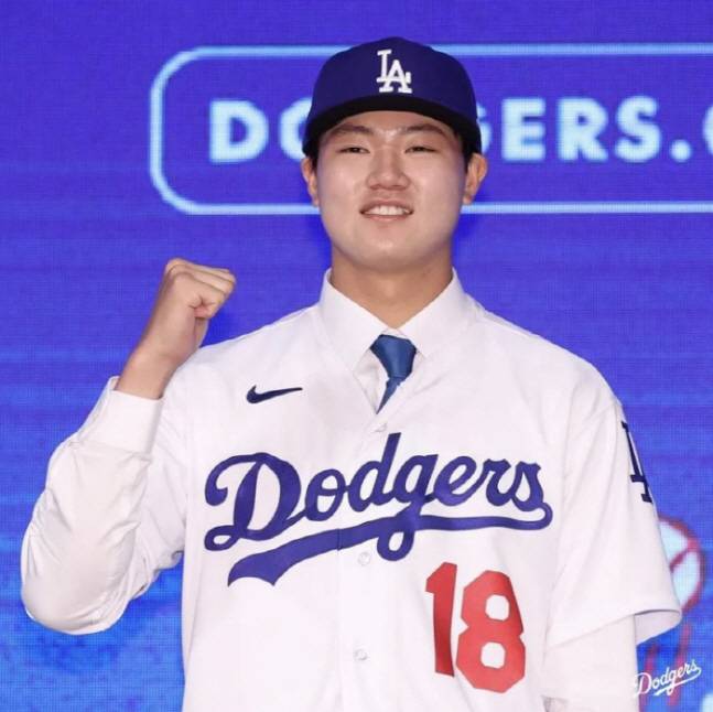 장현석은 2023년 8월 LA 다저스와 사이닝보너스 90만달러에 계약했다. 2024년 마이너리그에 데뷔한 그는 아직 풀시즌을 소화한 적이 없다. AP연합뉴스