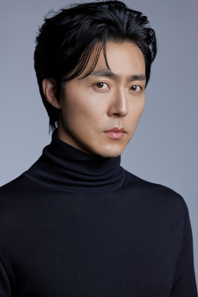 이무생. 에일리언컴퍼니