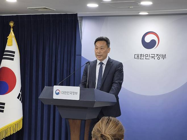 3일 정부서울청사에서 임정규 과기정통부 정보보호네트워크정책관이 티빙 민관합동조사단 조사결과를 브리핑하고 있다. 김연진 기자 yeonjin@
