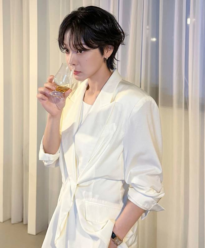 사진 | 설인아 SNS