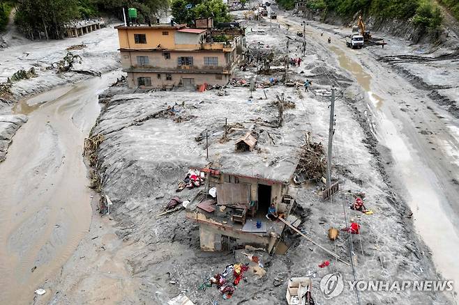 네팔 산사태(기사와 직접적인 관계없음) [AFP 연합뉴스 자료사진]