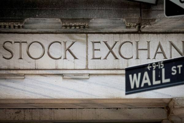 미국 뉴욕시의 뉴욕증권거래소(NYSE) 월스트리트 입구. [출처=연합뉴스]