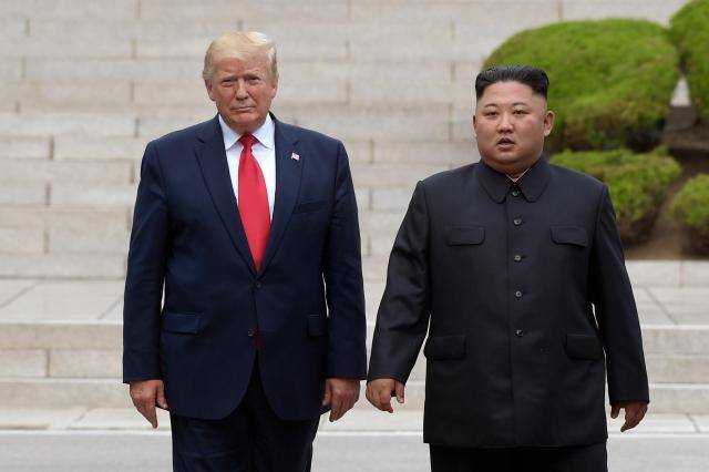 도널드 트럼프 미국 대통령(왼쪽)과 김정은 북한 국무위원장 [사진=AP·연합뉴스]