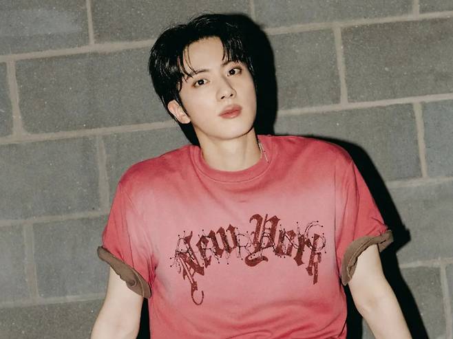 Jin do BTS, número 1 na minha lista "My One Pick" por 131 semanas consecutivas... Líder da parada mensal por 32 meses consecutivos.
