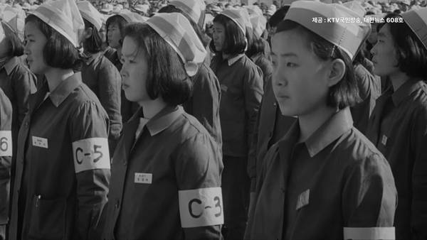 빛공방이 제작한 영화 <다시 부르는 소녀들의 이름> 한 장면. /빛공방