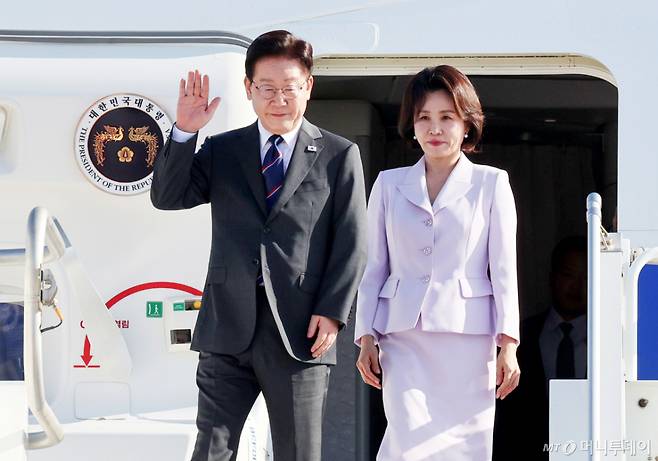 리얼미터 이재명 대통령 지지율 여론조사 결과