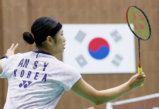 지난 8일 충북 진천 국가대표선수촌에서 열린 2026 아이치·나고야 아시안게임 대한배드민턴협회 미디어데이 공개훈련에서 안세영이 훈련하고 있다. 연합뉴스