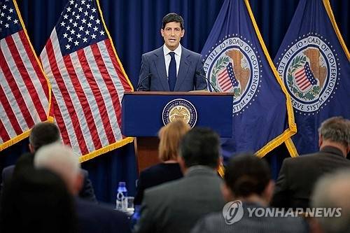 ▲ 첫 FOMC 이후 기자회견 갖는 케빈 워시 미 연준 신임 의장 [AFP=연합뉴스 자료사진]