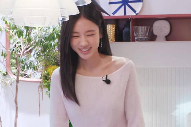 출처:채널 '요정재형'