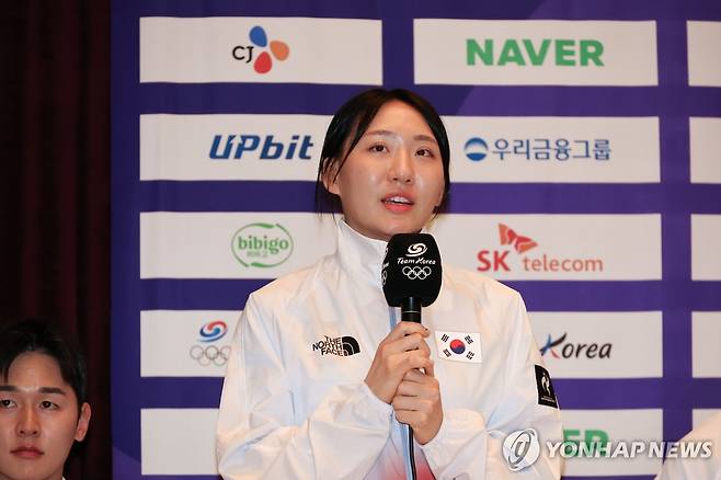 발언하는 근대5종 성승민 (진천=연합뉴스) 임화영 기자 = 근대5종 여자 국가대표 성승민이 20일 충북 진천 국가대표선수촌에서 열린 2026 아이치·나고야 아시안게임 D-30 미디어데이에서 발언하고 있다. 2026.8.20 hwayoung7@yna.co.kr