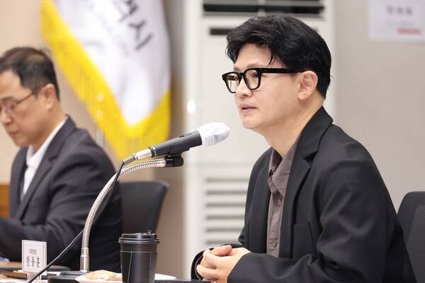 무소속 한동훈 의원(부산 북갑)이 14일 부산시청에서 열린 부산시예산정책협의회에서 발언하고 있다. 2026.9.14 [부산시 제공] 연합뉴스