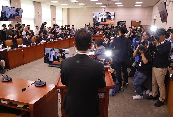 김승원 법무부장관 후보자가 15일 서울 여의도 국회 법제사법위원회에서 열린 인사청문회에서 인사말을 하고 있다. 2026.09.15 뉴시스