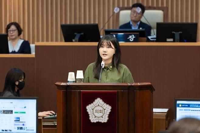 김선우 서대문구의원이 제319회 정례회 5분 발언을 통해 서대문구의 범죄 예방 환경 조성과 안전망 재정비를 강력히 촉구하고 있다. 사진: 김선우 의원 제공.